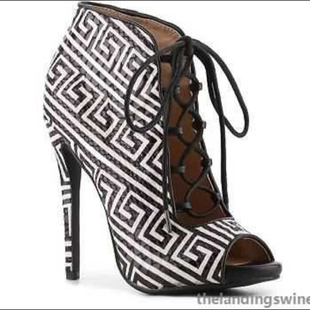 Zigi Soho Martyr Pattern Platform Pumps